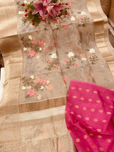 Load image into Gallery viewer, Beautiful Banarasi Organza Embroidered Sarees